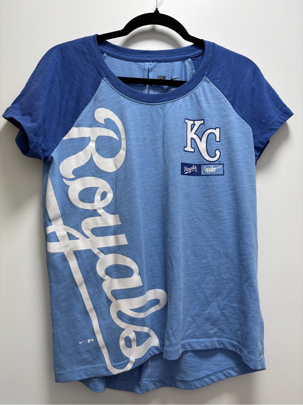 Nike KC Royals Womens’ Light Blue and Royal Blue Raglan Tee